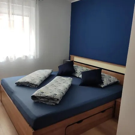 Ana Apartment *