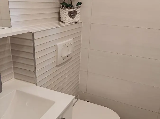 Ana Pula